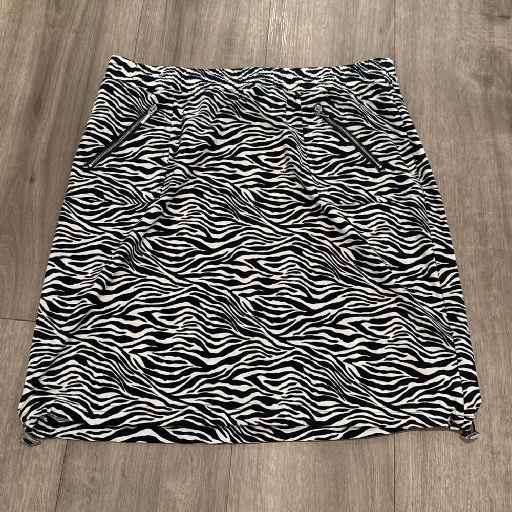 Zenergy by Chico's Animal Skirt Black/White Size 1